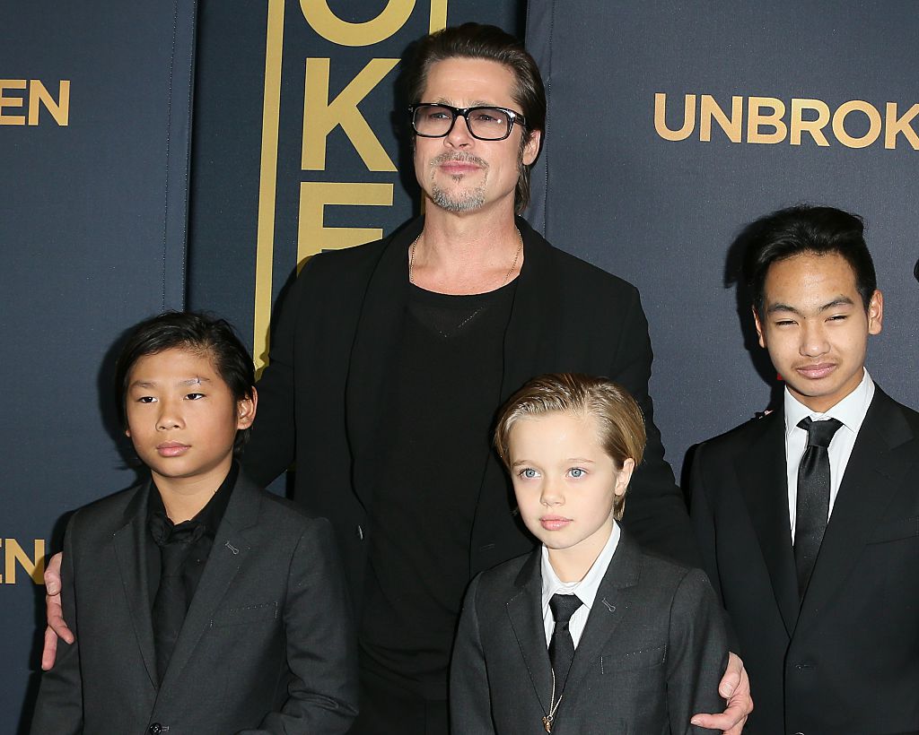 „Boldog apák napját, te kibaszottul szörnyű ember!” – Brad Pitt fia kemény szavakkal illette az apját