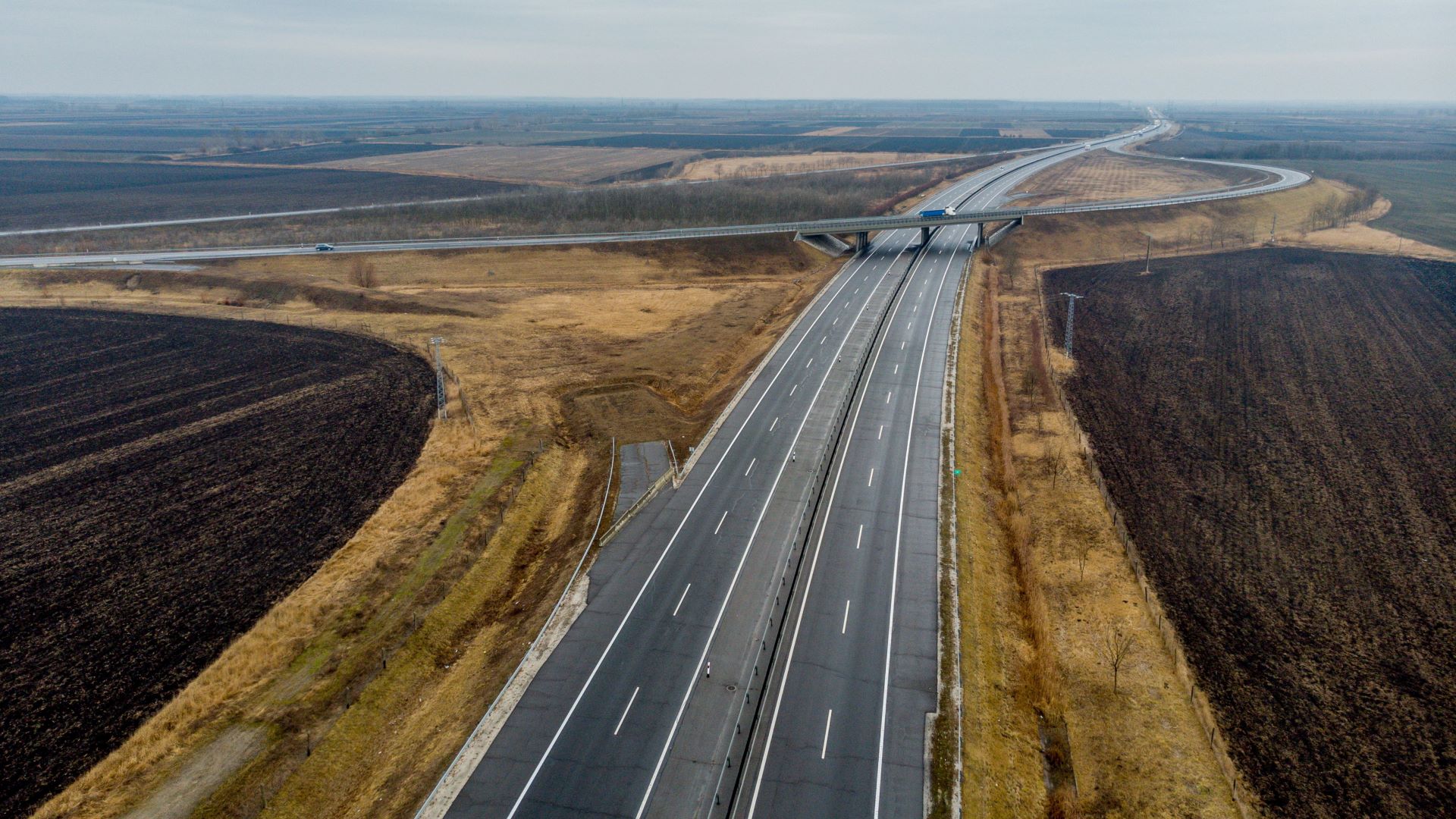 Hihetetlen: Sokkal olcsóbb lesz az egynapos autópálya-matrica Ausztriában, mint Magyarországon
