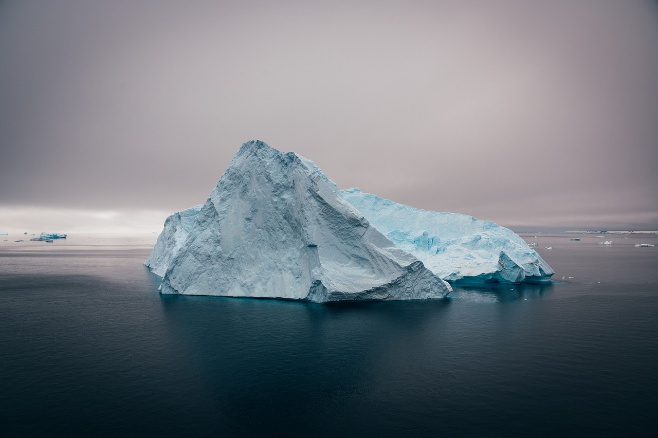 Az ezermilliárd tonnás leszakadt jéghegy a tengerszintet nem emeli meg, de súlyos klímaproblémát okozhat – Vincze Miklós az Antarktisznál elszabadult jégtömbről