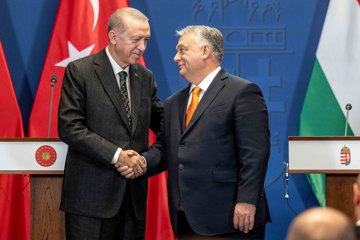 Bloomberg: Törökország akár a héten megszavazhatja a svédek NATO-csatlakozását