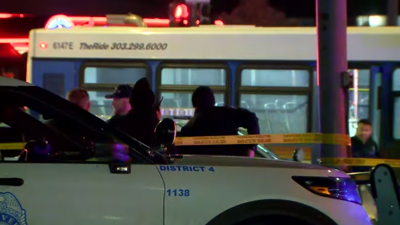 A lábával elzárta az útját a buszon, ezért ölhette meg a 13 éves fiú a 60 éves nagypapát