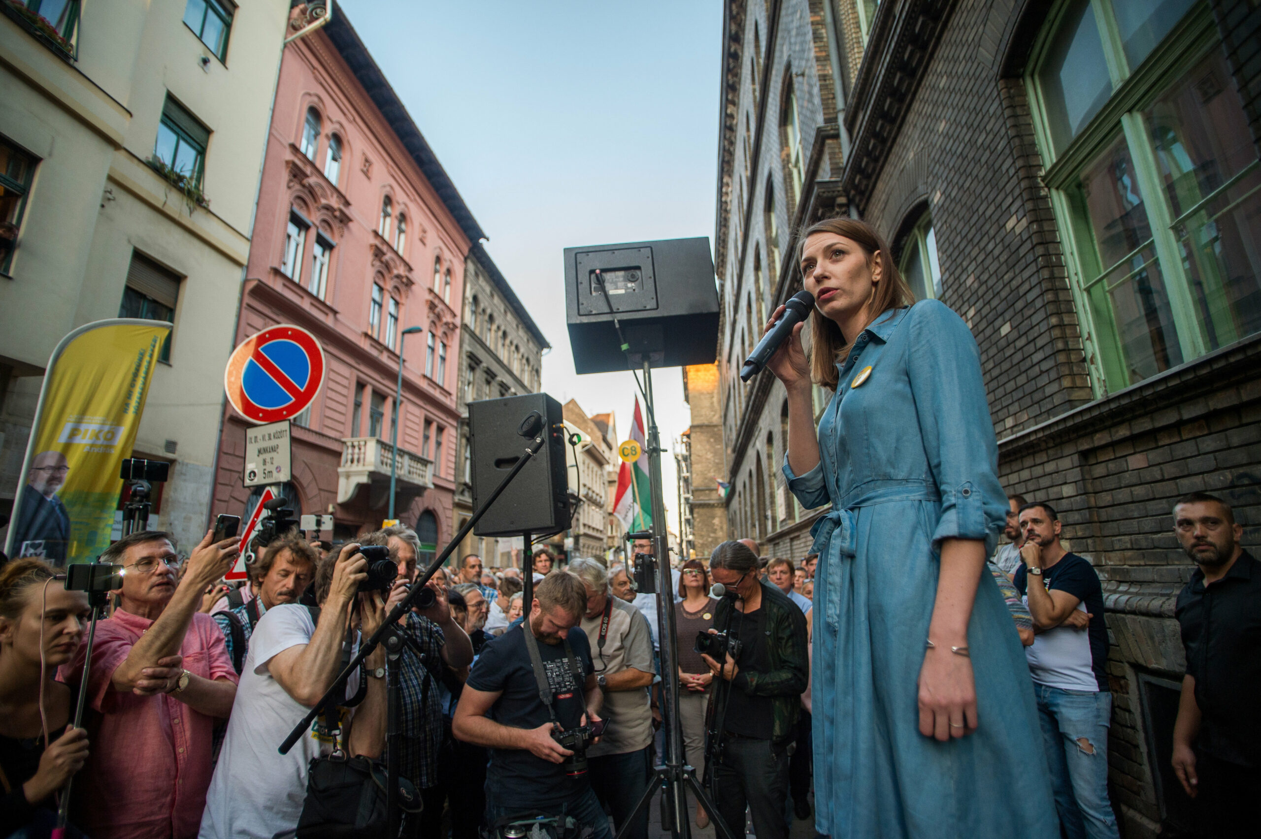 Nem várt akadály gördült a közös ellenzéki tüntetés elé