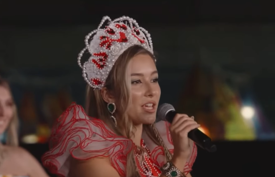 Gyönyörű ruhában mutatkozott be Magyarország legszebb nője, Hacsi Boglárka a Miss World-ön