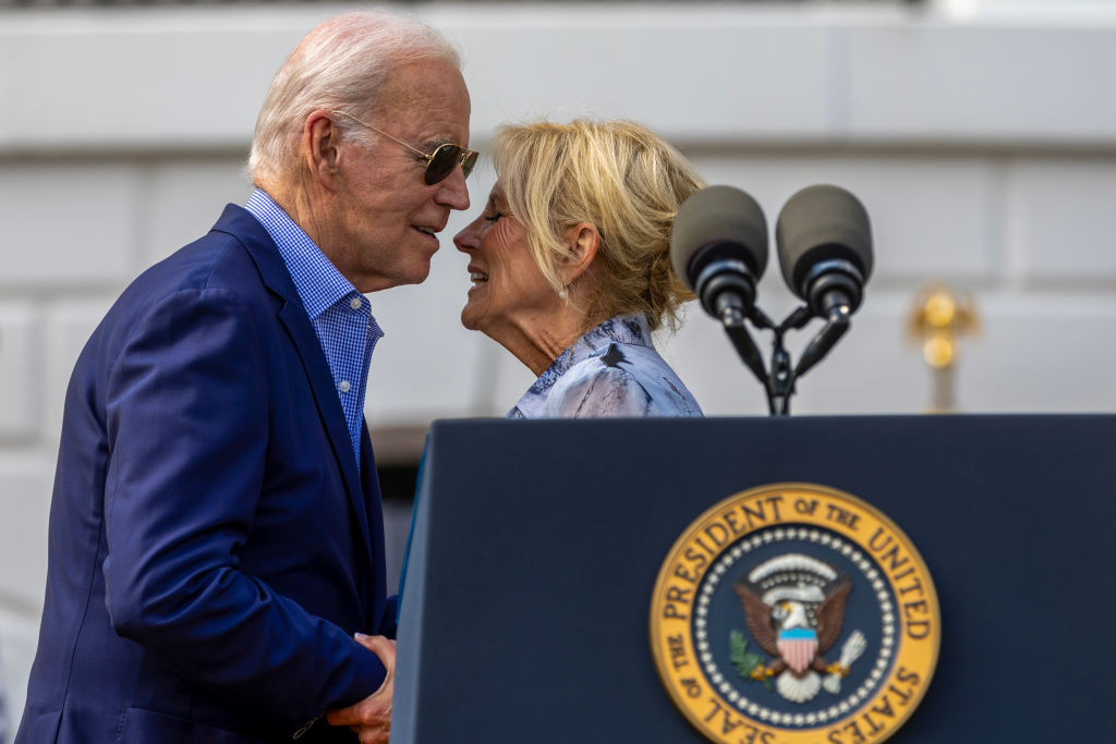 A jó szex a hosszú házasság titka Joe Biden szerint