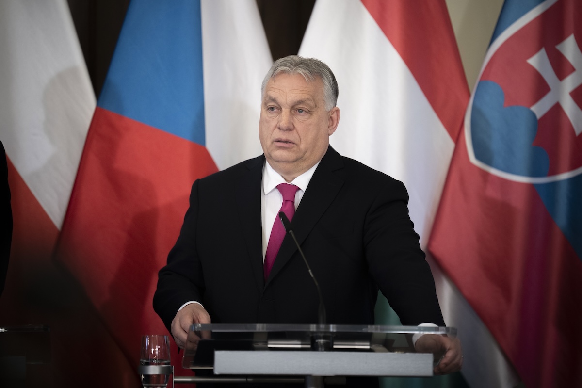 A Kreml üzent Orbánnak: Oroszország nem jelent veszélyt azokra, akik nem ellenségesek vele