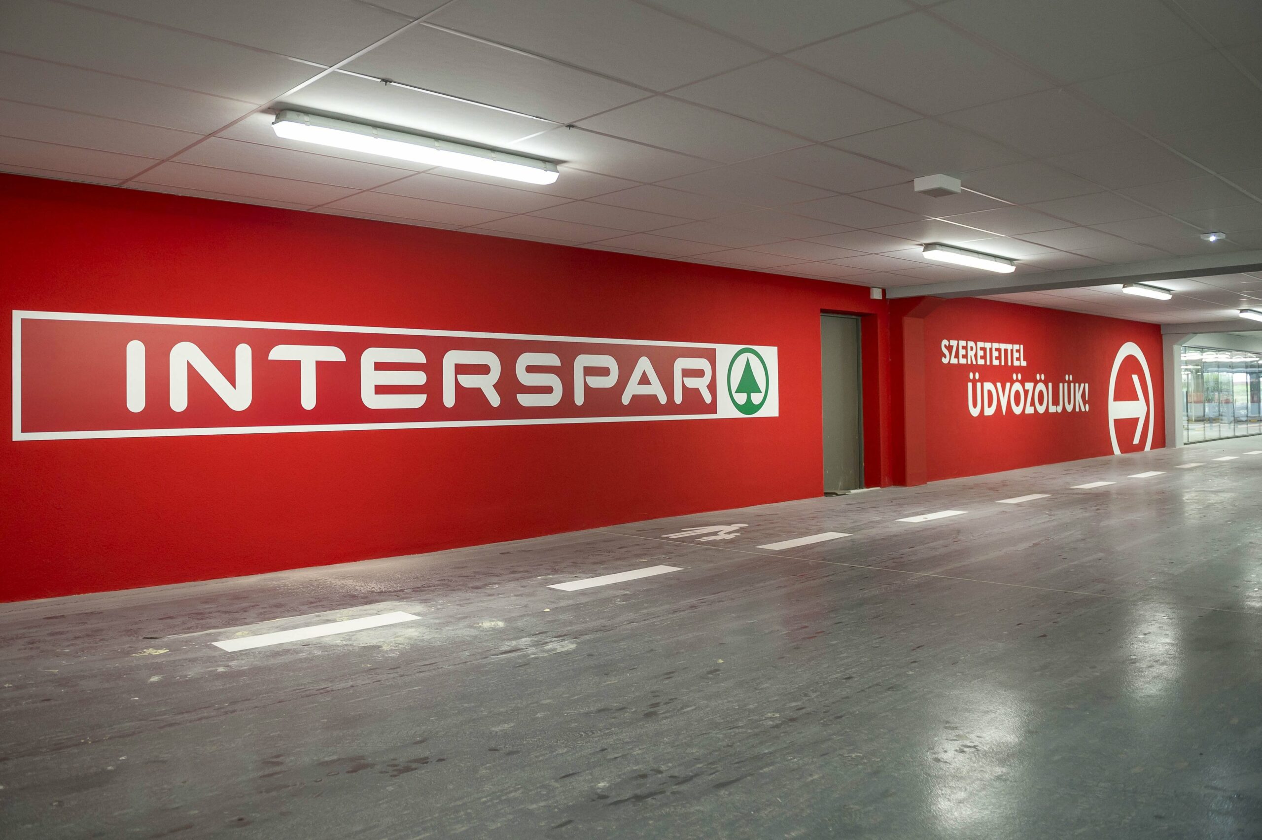 Folytatódik a kormány harca a SPAR-ral – újabb szereplő lépett be