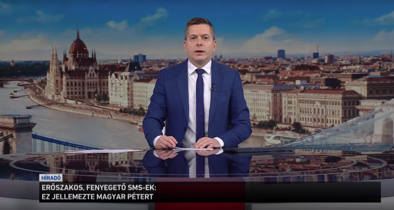 Magyar Péter szerint nagyon félnek a Karmelitában, a közmédia híradójának 40%-a csak vele foglalkozik