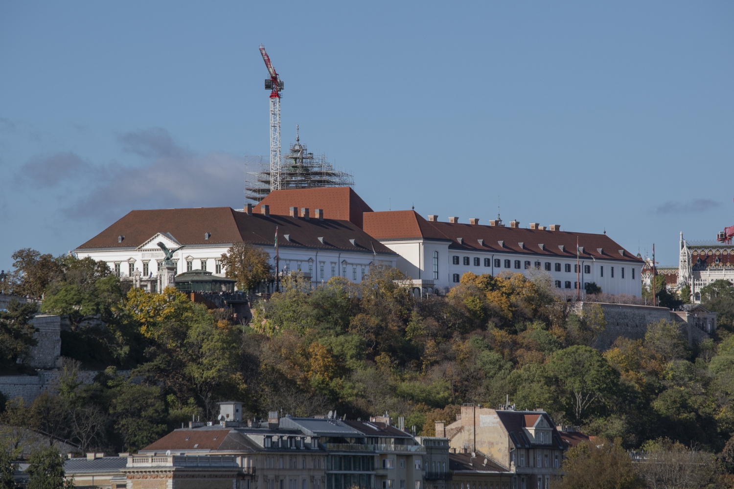 Elmarad a Táncolj Tóni, búcsúbuli esemény, amit a Karmelita elé hirdettek