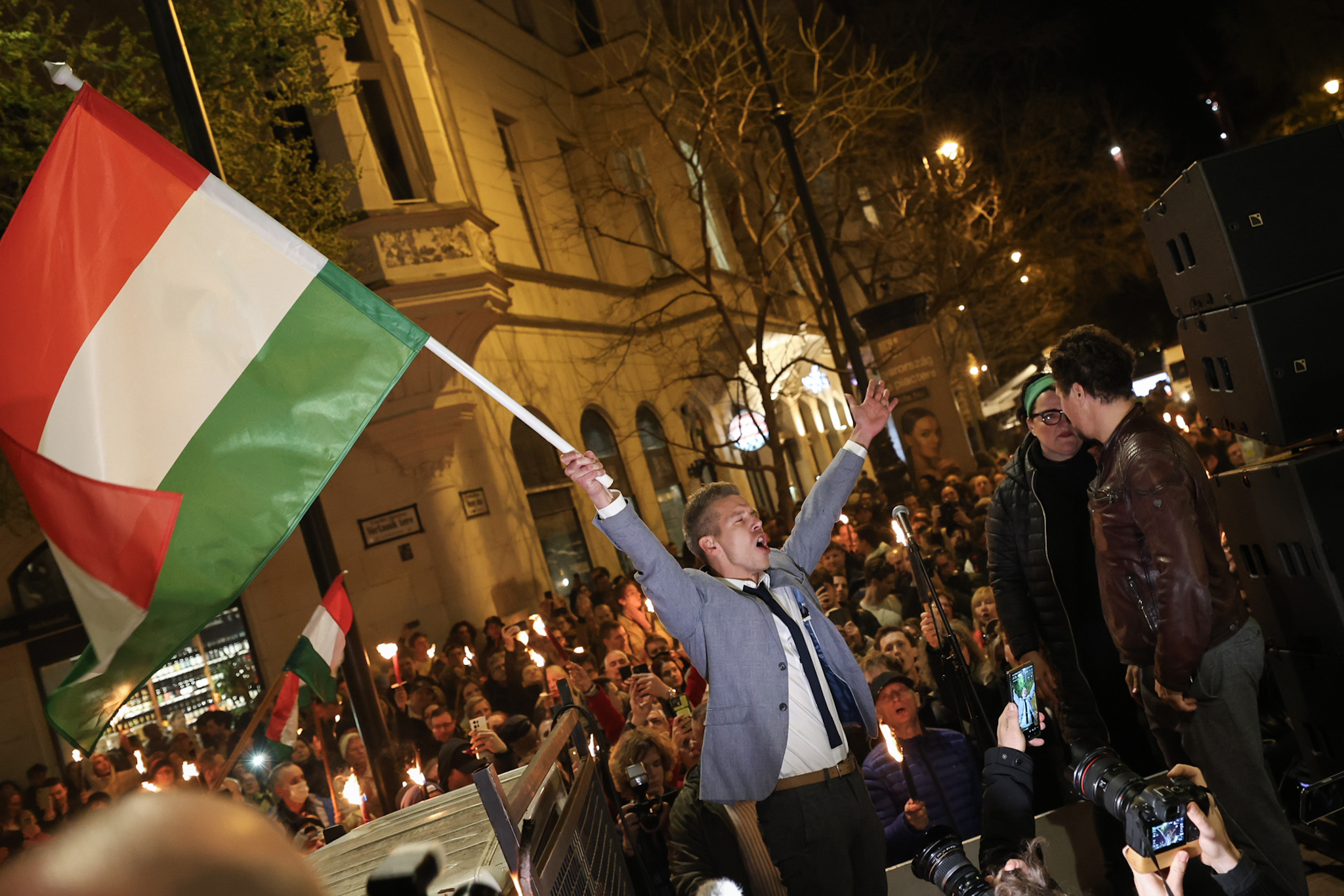 Orbán Viktor új nemeziseként ír Magyar Péterről a Politico