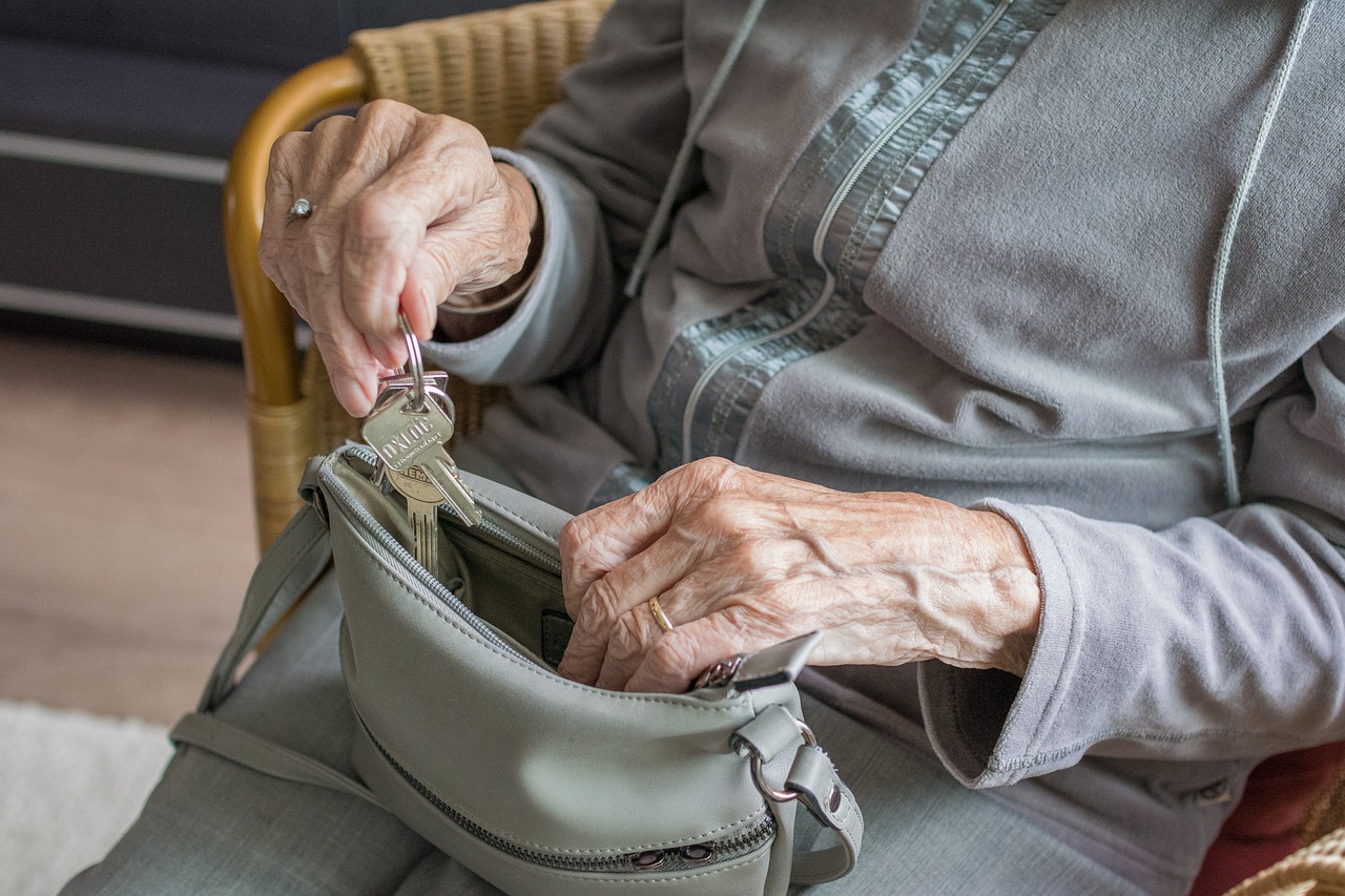 A nyugdíjasok több mint ötöde havi 120 ezer forintnál kevesebből él – itt vannak a legfrissebb adatok a hazai nyugdíjakról