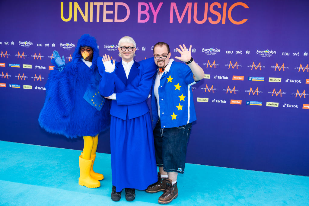 Újabb botrány az Eurovízión: kizárták a holland énekest a versenyből