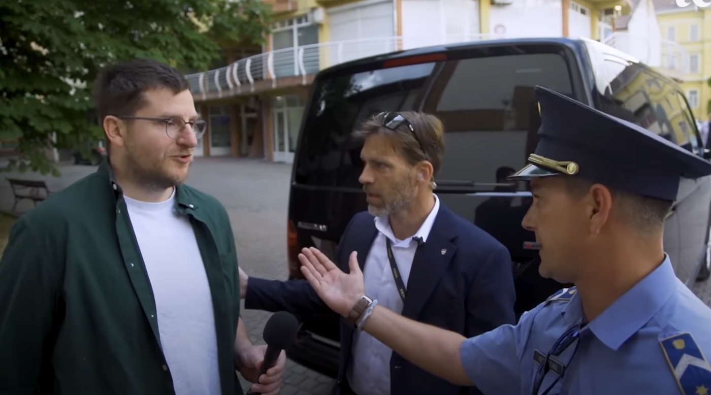 Hadházy Ákos nagyon kiakadt a telexes újságírókkal szembeni rendőri fellépésen