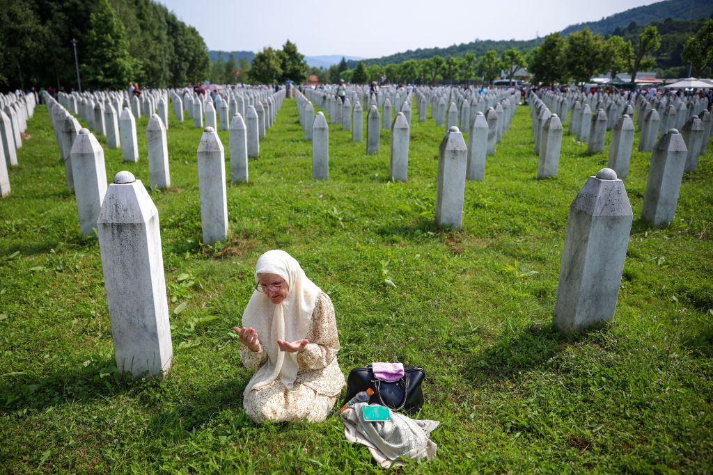 Magyarország neve is felkerül a srebrenicai szégyenfára Észak-Korea, Nicaragua, Kína és Oroszország mellett