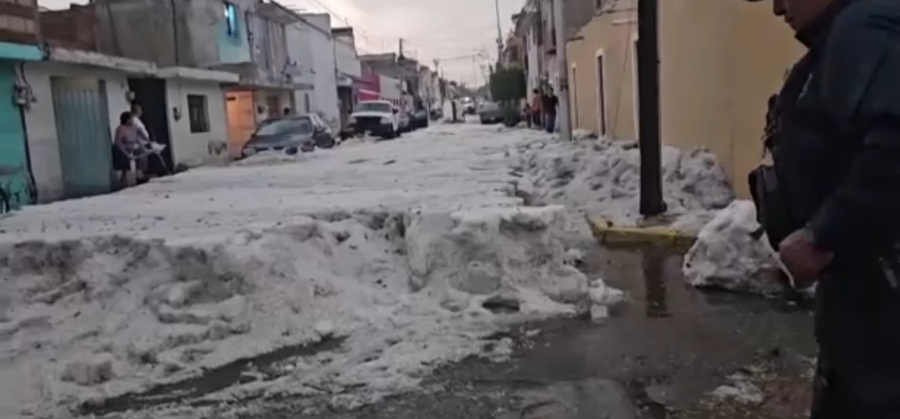 Elképesztő jégeső zúdult egy kisvárosra, miközben 45 Celsius-fokos hőhullám van Mexikóban