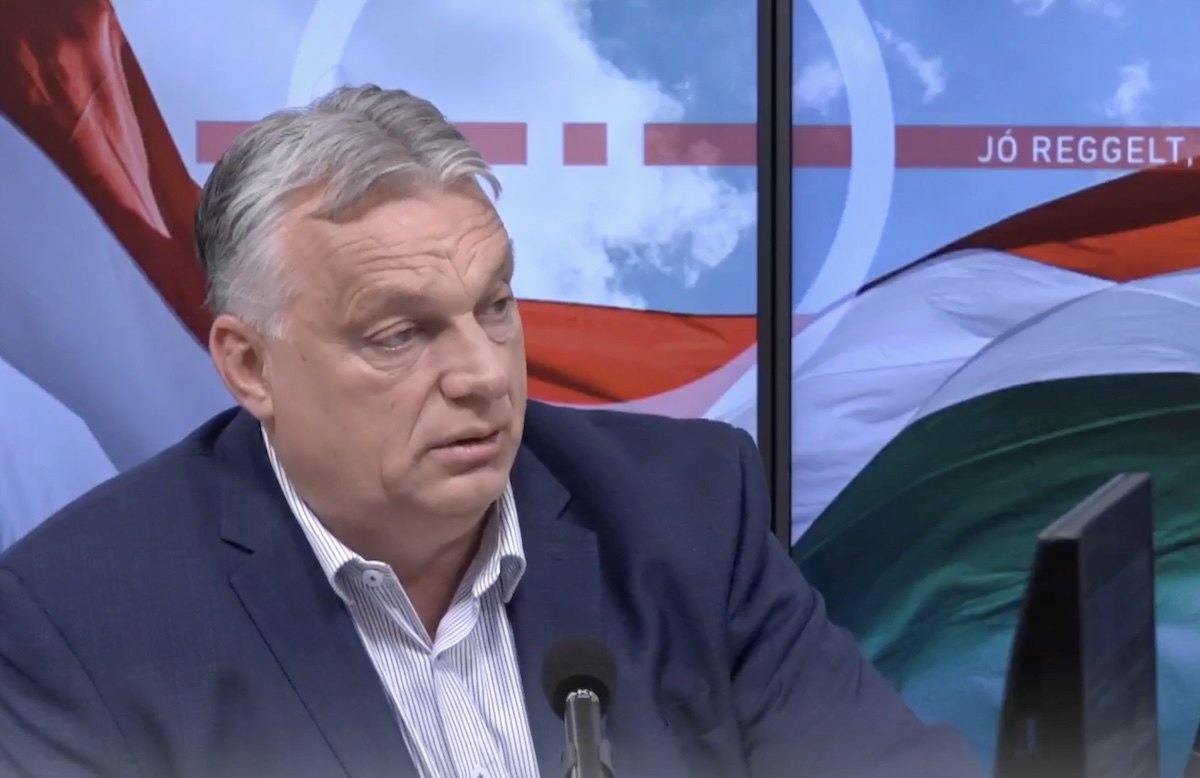 Orbán Viktor: Magyarországon még nincs napirenden a sorkatonaság visszavezetése