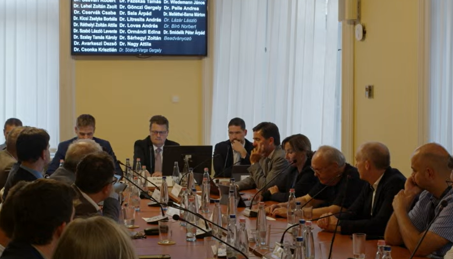Elutasította az NVB Vitézy Dávid kérelmét: nem lesz a IV. és VII. kerületben új választás