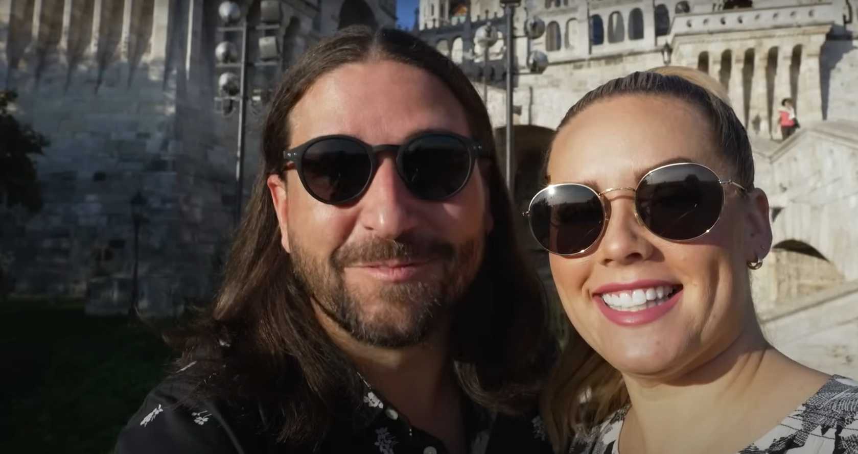 Budapestre látogatott a világhíres vloggerpár – kicsit kiakadtak az árakon