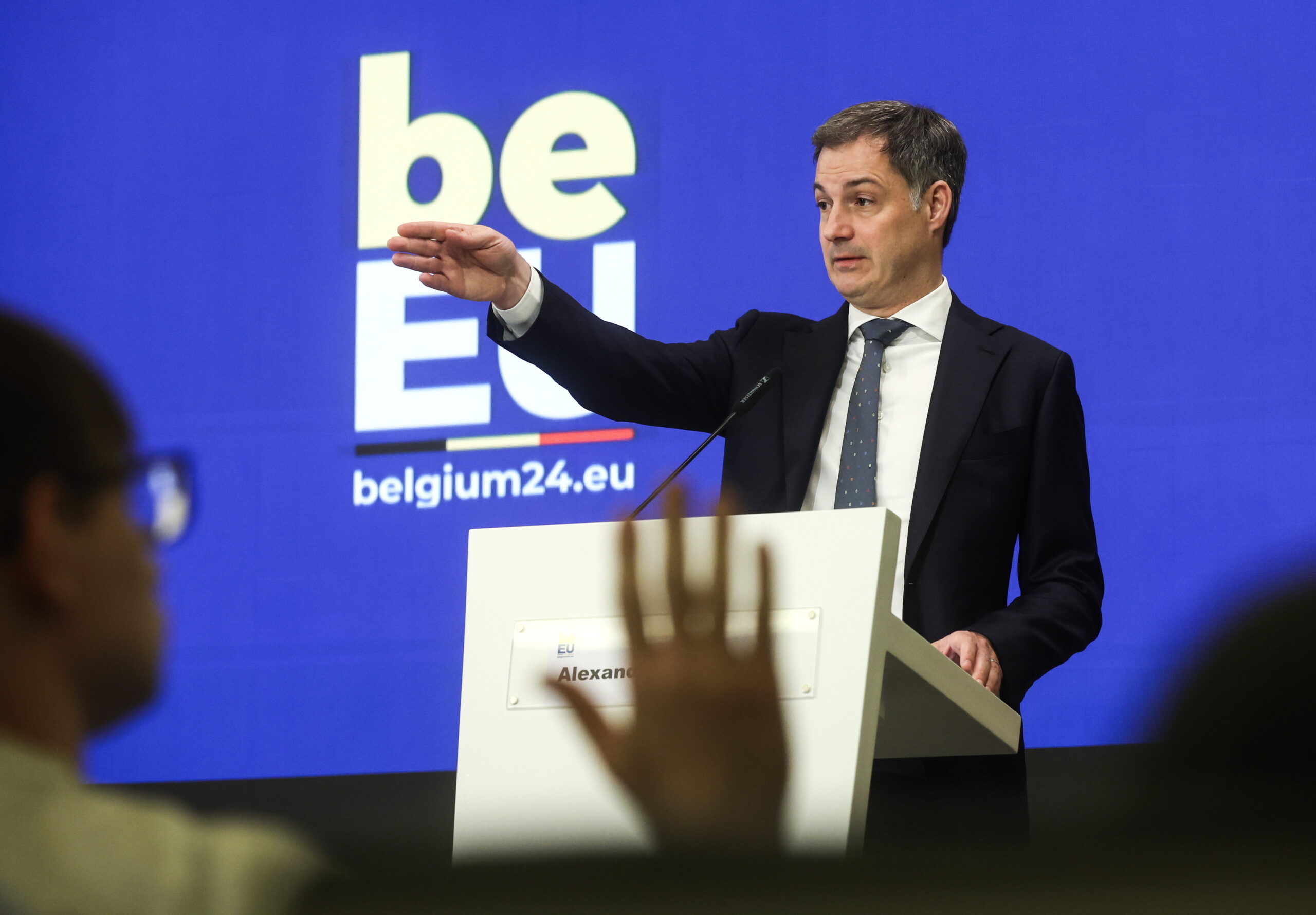 Kemény üzenet Orbán Viktornak: A soros elnökség nem azt jelenti, hogy te vagy Európa főnöke!