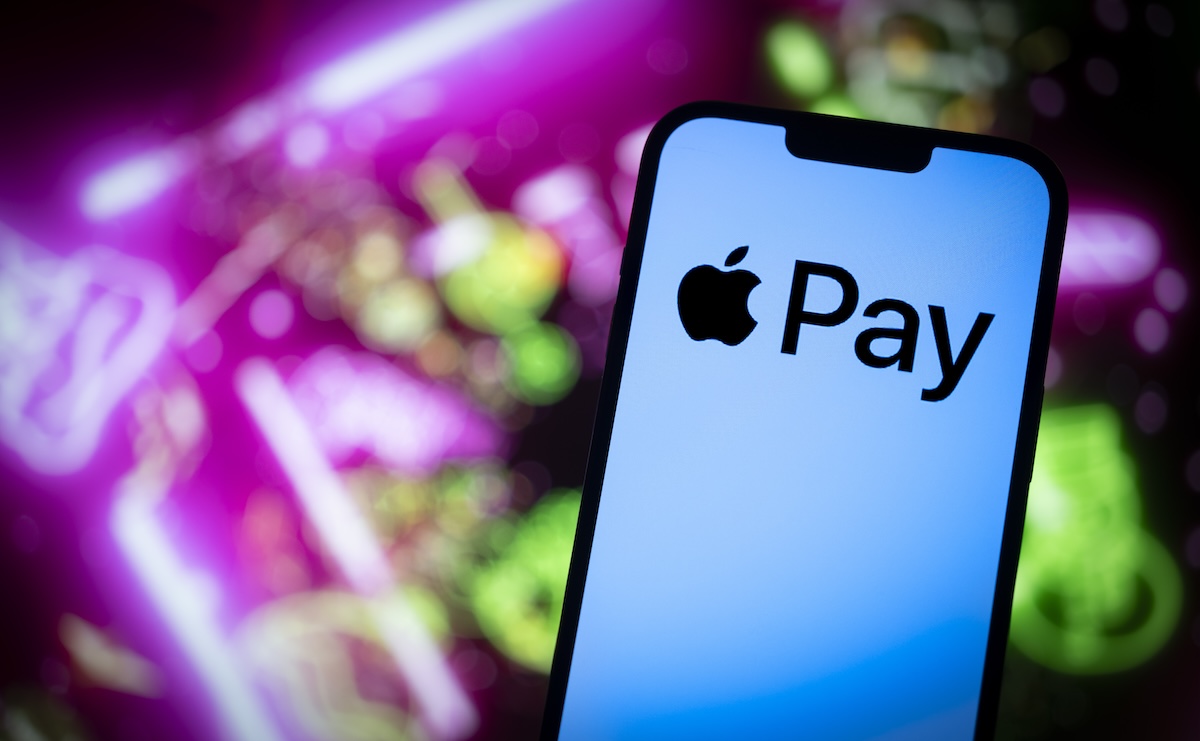 Az Apple Pay tovább csapolja téves levonásokkal a magyarok bankszámláit – ez lehet a megoldás