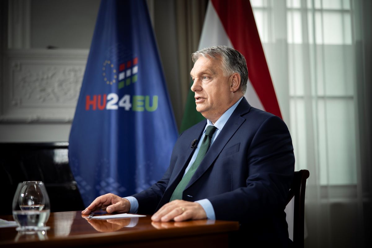 Orbán Viktor az uniós elnökségről: a következő napokban „meglepő helyszínekről meglepő híreket” lehet majd hallani