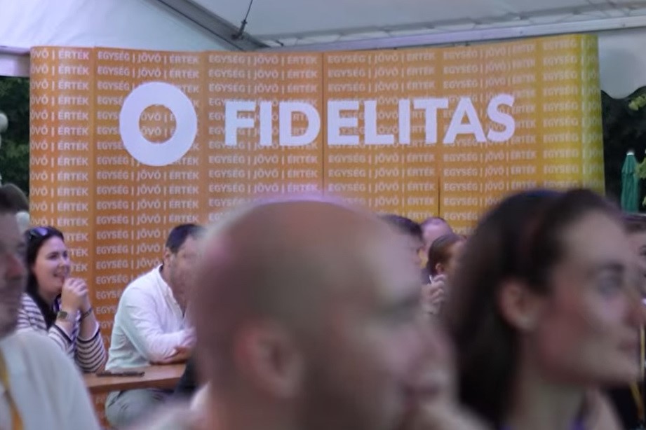Beszóltak a fidelitasosok: A Fideszt elkezdték azzal azonosítani, hogy az idősek pártja
