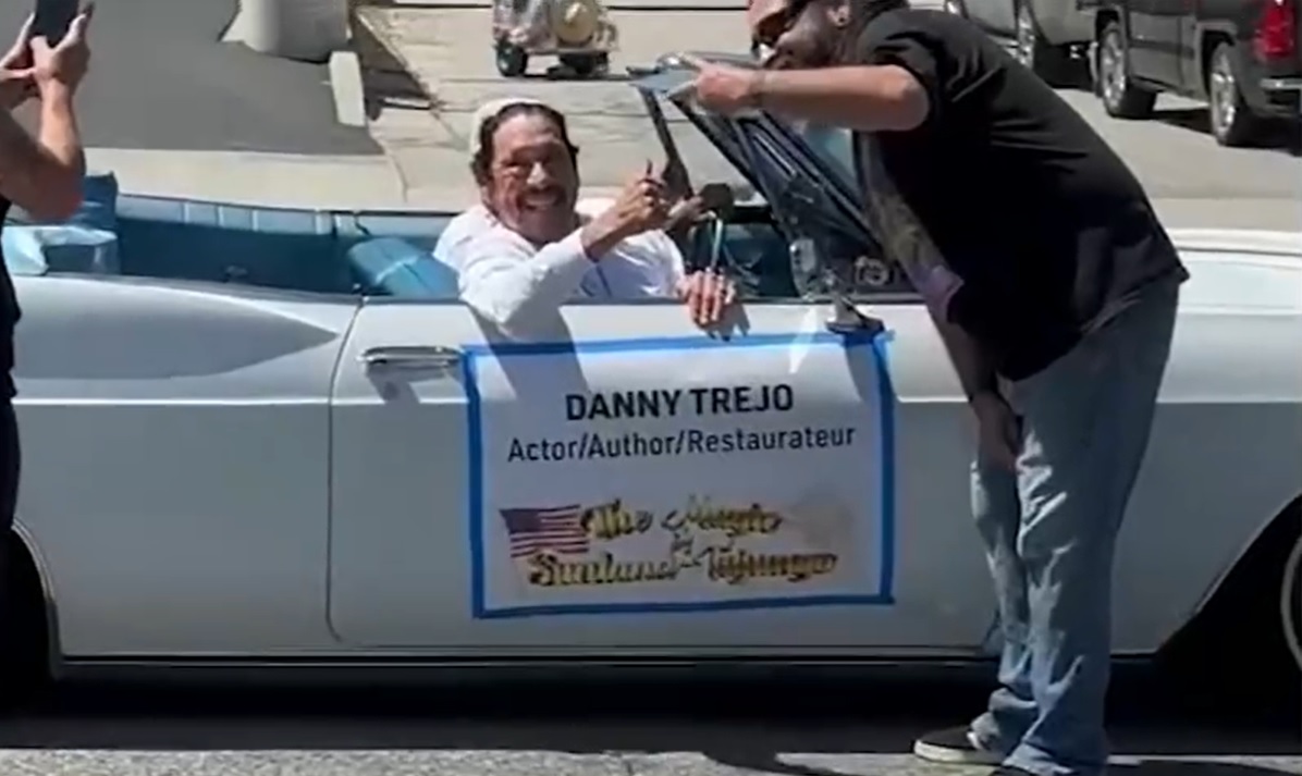 A 80 éves Danny Trejo leütött egy férfit a július 4-i felvonuláson