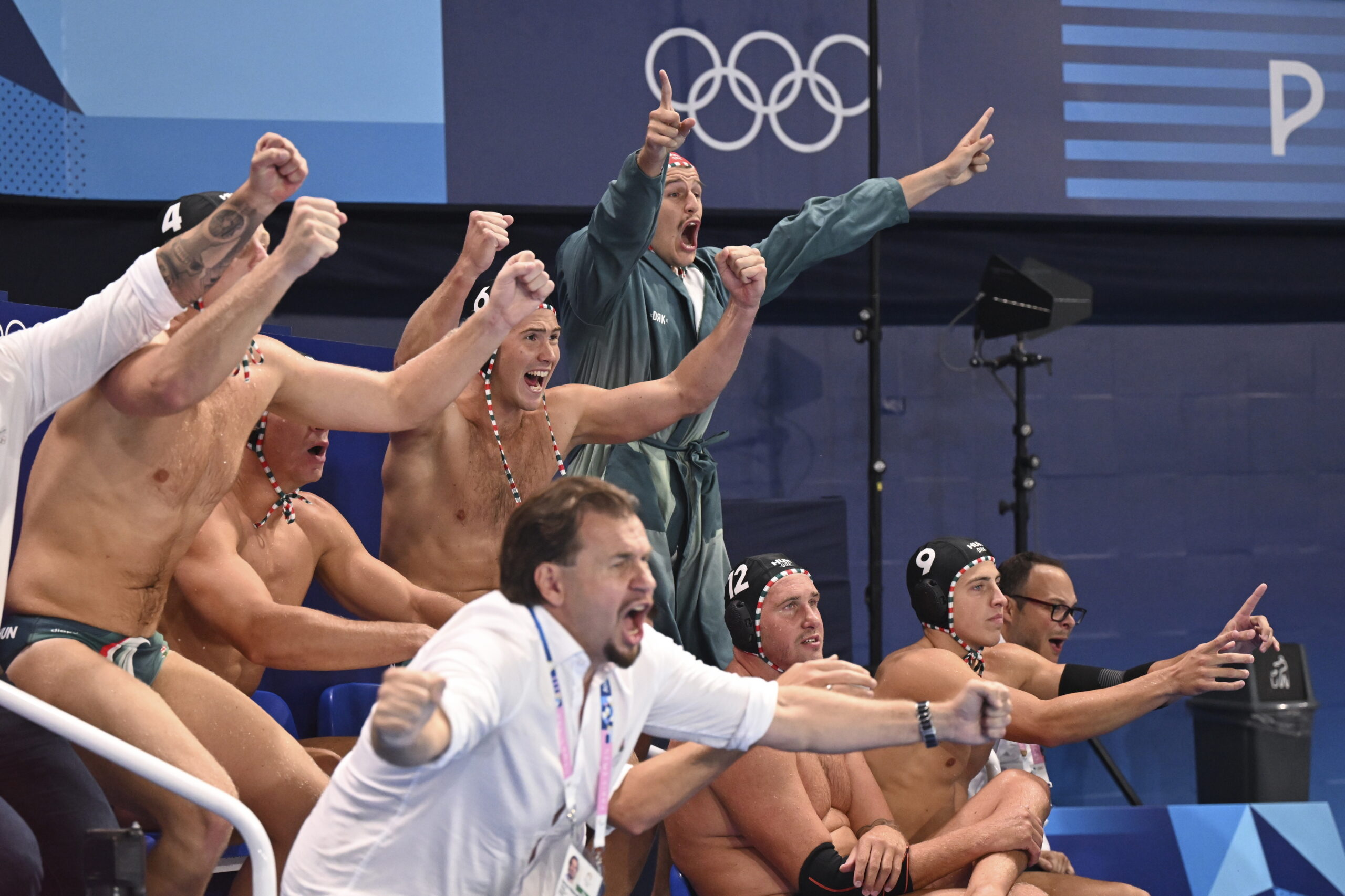 Megverte a franciákat a magyar férfi vízilabda-válogatott a párizsi olimpián