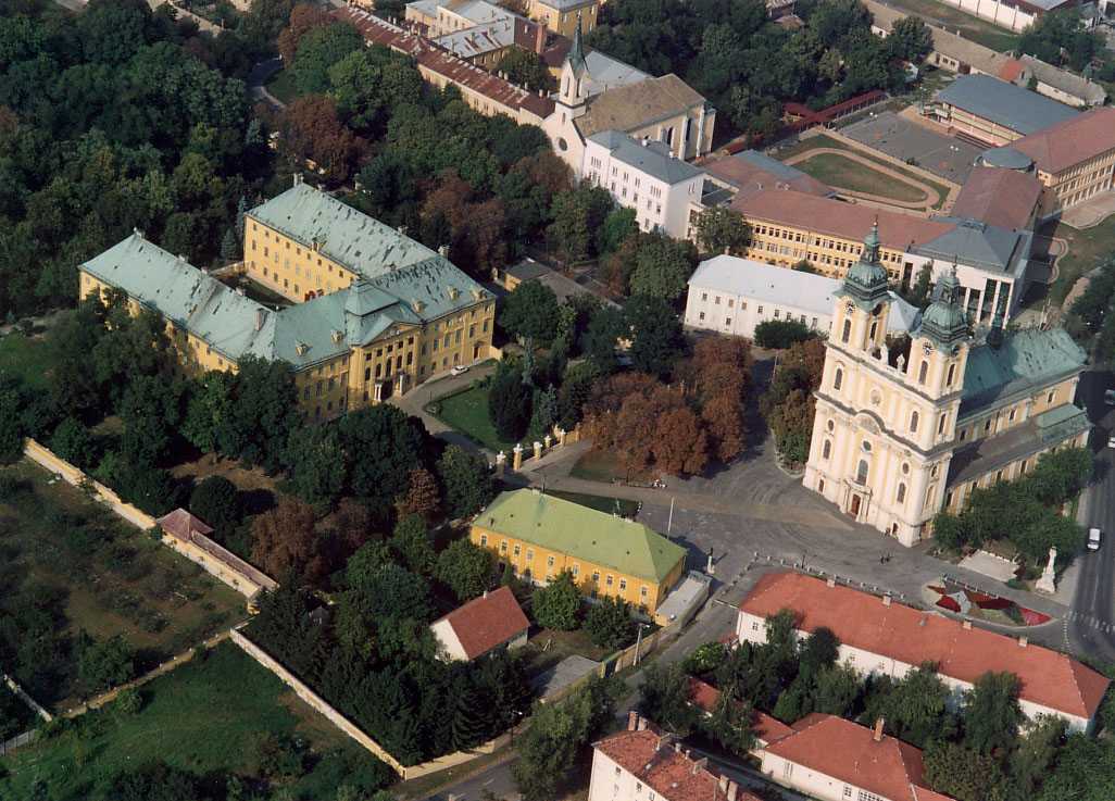 Két pedofil pap bukott le a Kalocsa-Kecskeméti Főegyházmegyében