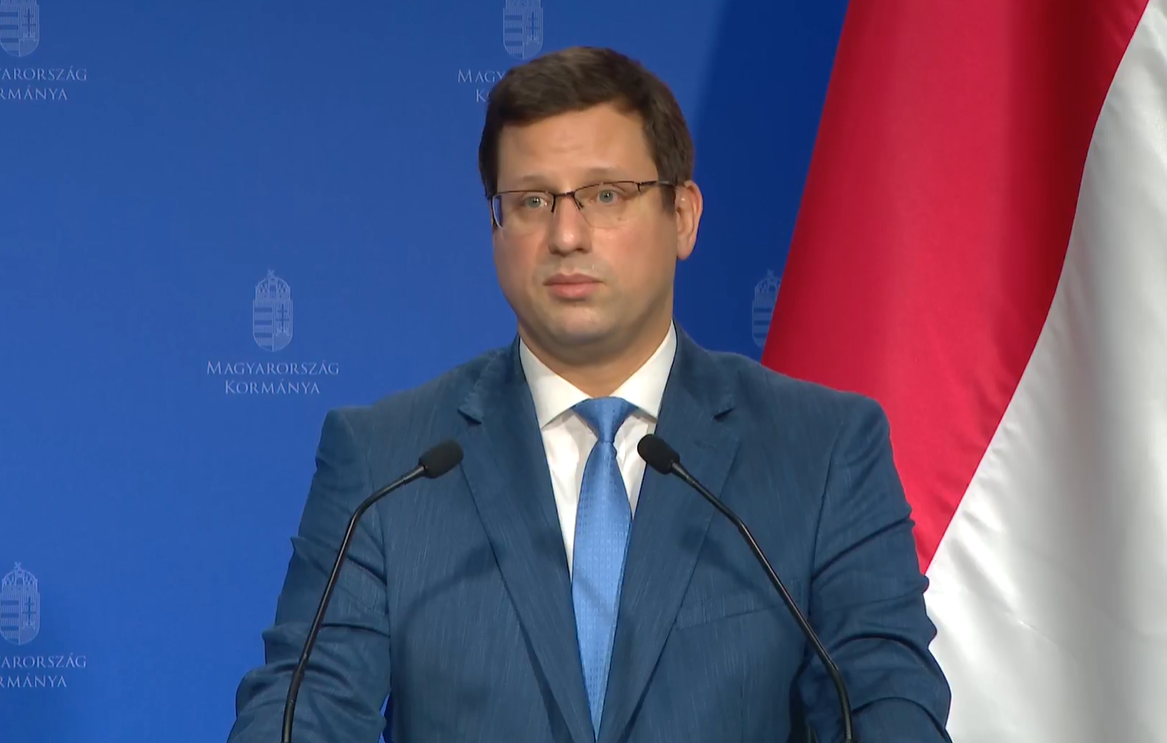 Gulyás Gergely bevallotta: „Nincs TikTokom, és még sose használtam ilyet”