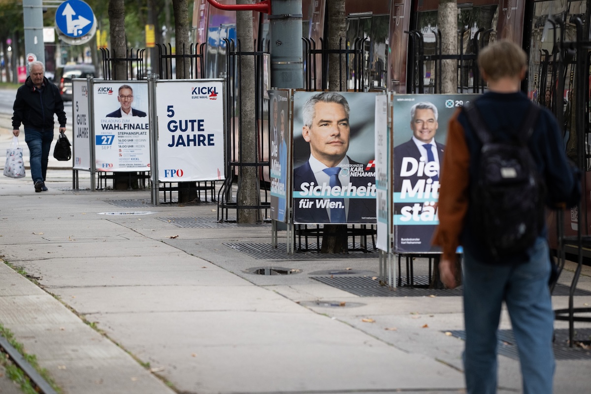 Exit poll: a szélsőjobboldali Szabadságpárt nyerte az osztrák választásokat