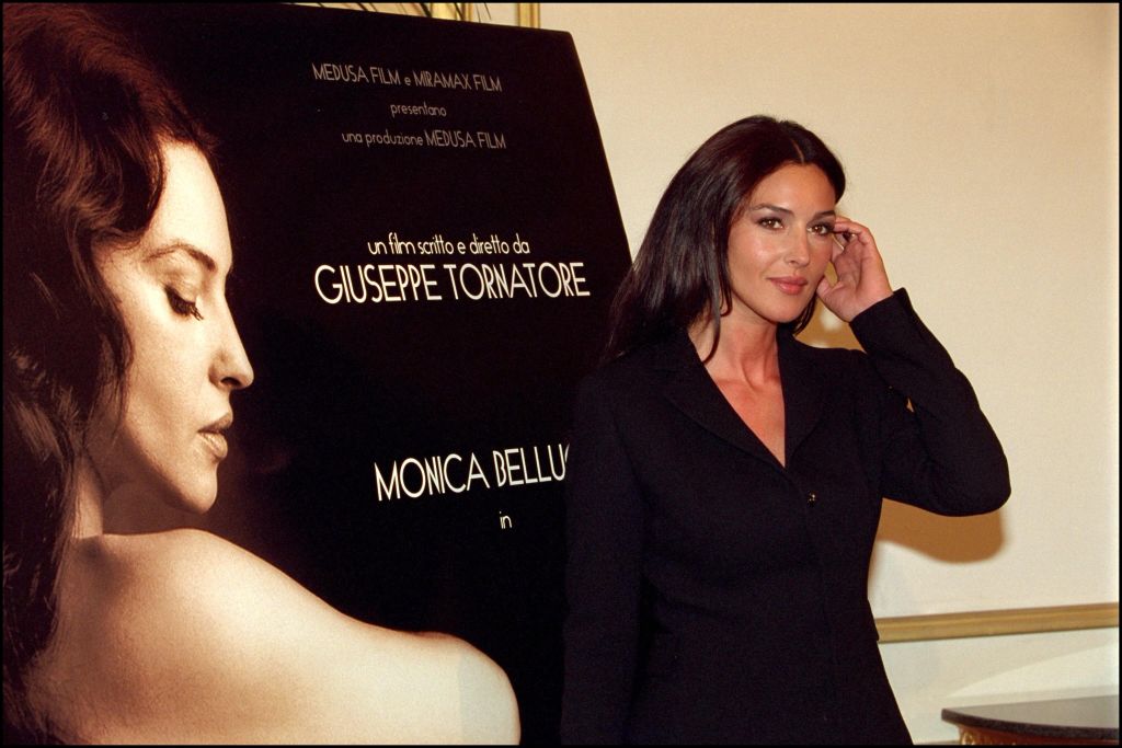 Egy baleset miatt ment férjhez, és túl szép volt Mária Magdolnának – Monica Bellucci 60 éves