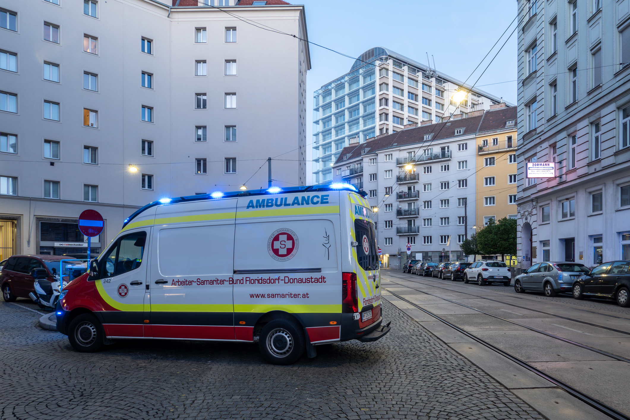 Elraboltak egy újszülöttet a kórházból, óriási erőkkel keresi az osztrák rendőrség