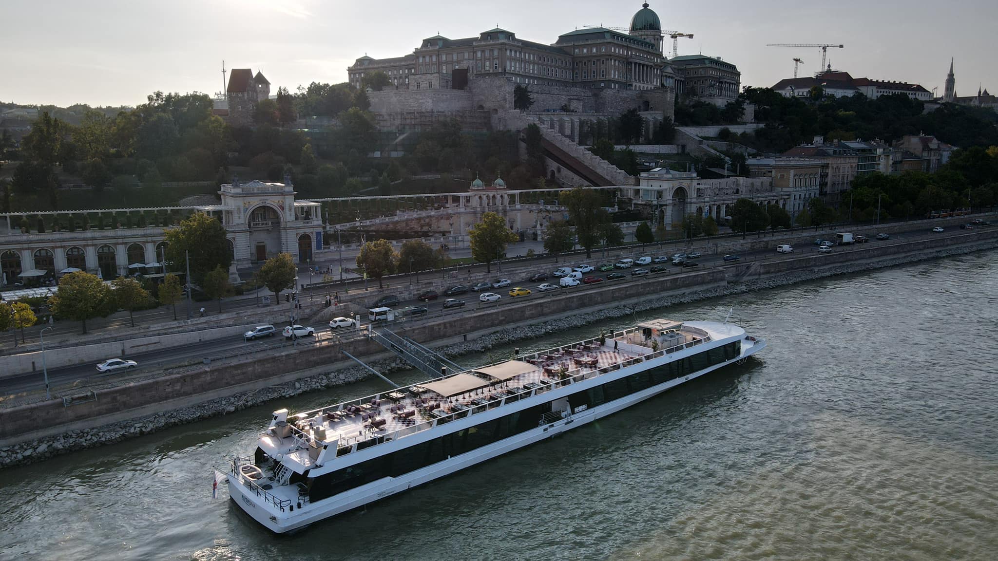 Dunán úszó elegancia – Bemutatkozott a River Diva rendezvényhajó