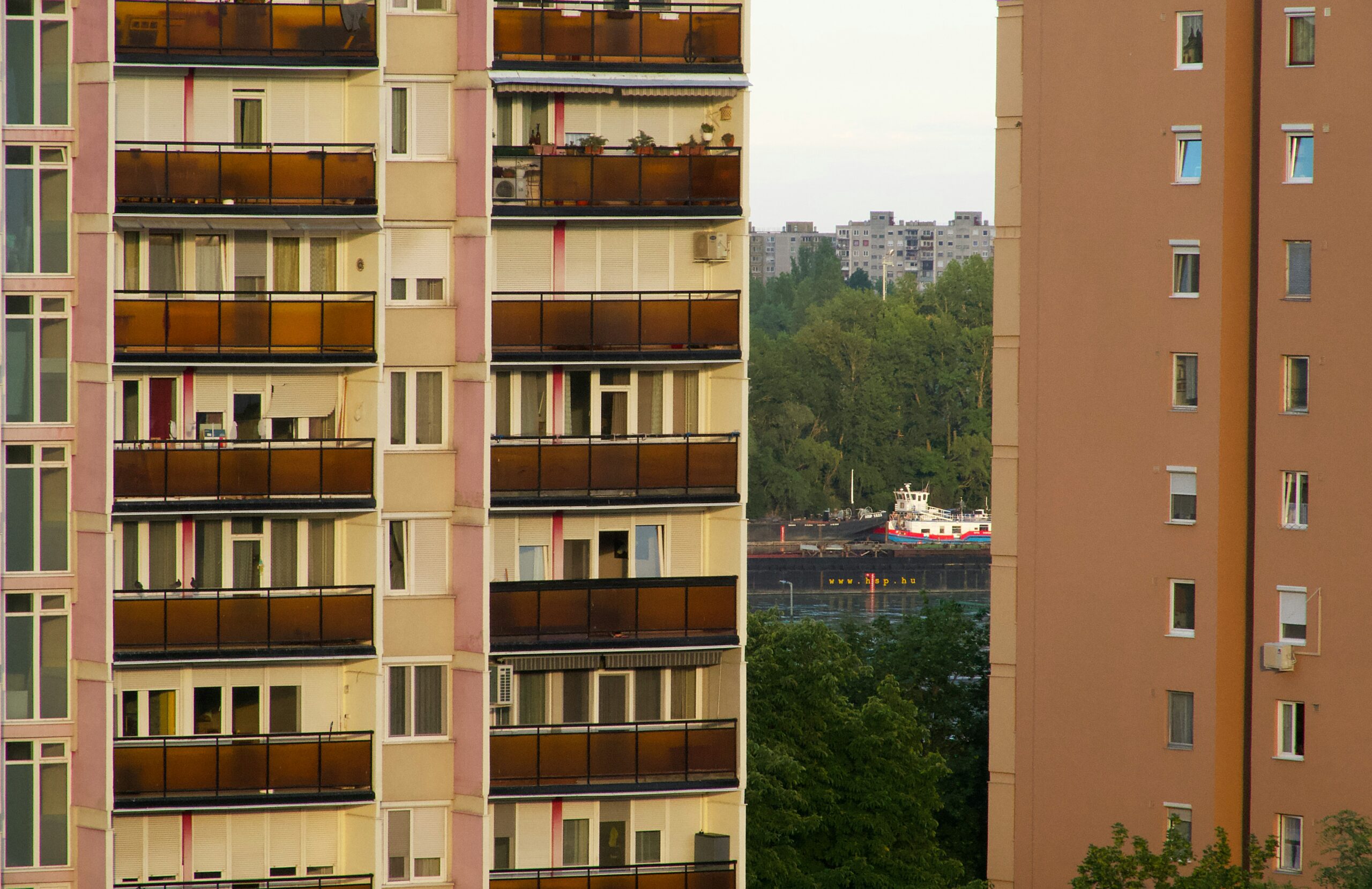 Mire lesz végül is elég a 150 ezer forintos lakhatási támogatás? - mindez beépülhet az árakba is, mondja az ingatlanszakértő