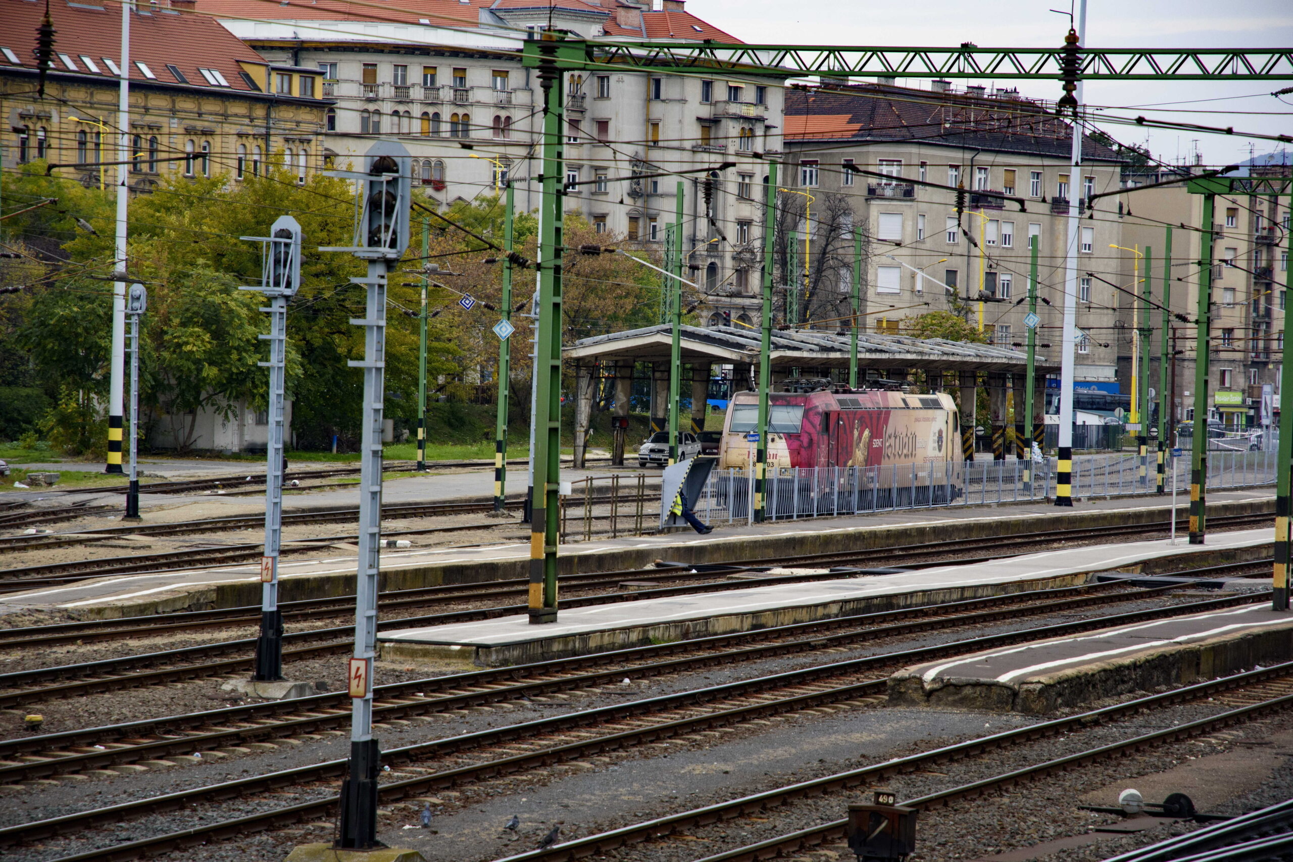 Helyreállt a forgalom a Déli pályaudvaron, de még járatkimaradások lehetnek